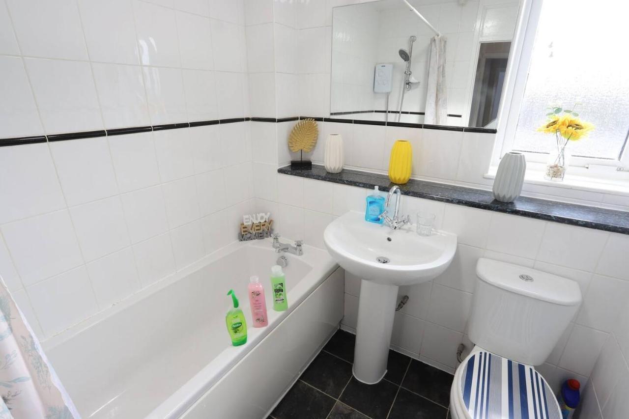 Family And Contractors Hs2 Nec Airport 3Beds Homebase Birmingham Extérieur photo